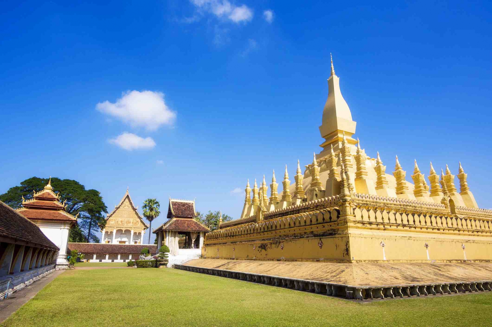 Đông Hà - Savannakhet - Vientiane - Thakhek