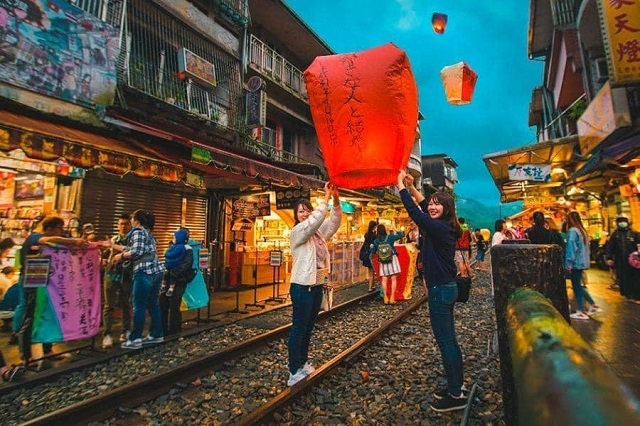 HÀ NỘI - CAO HÙNG - ĐÀI TRUNG - ĐÀI BẮC 5 NGÀY 4 ĐÊM